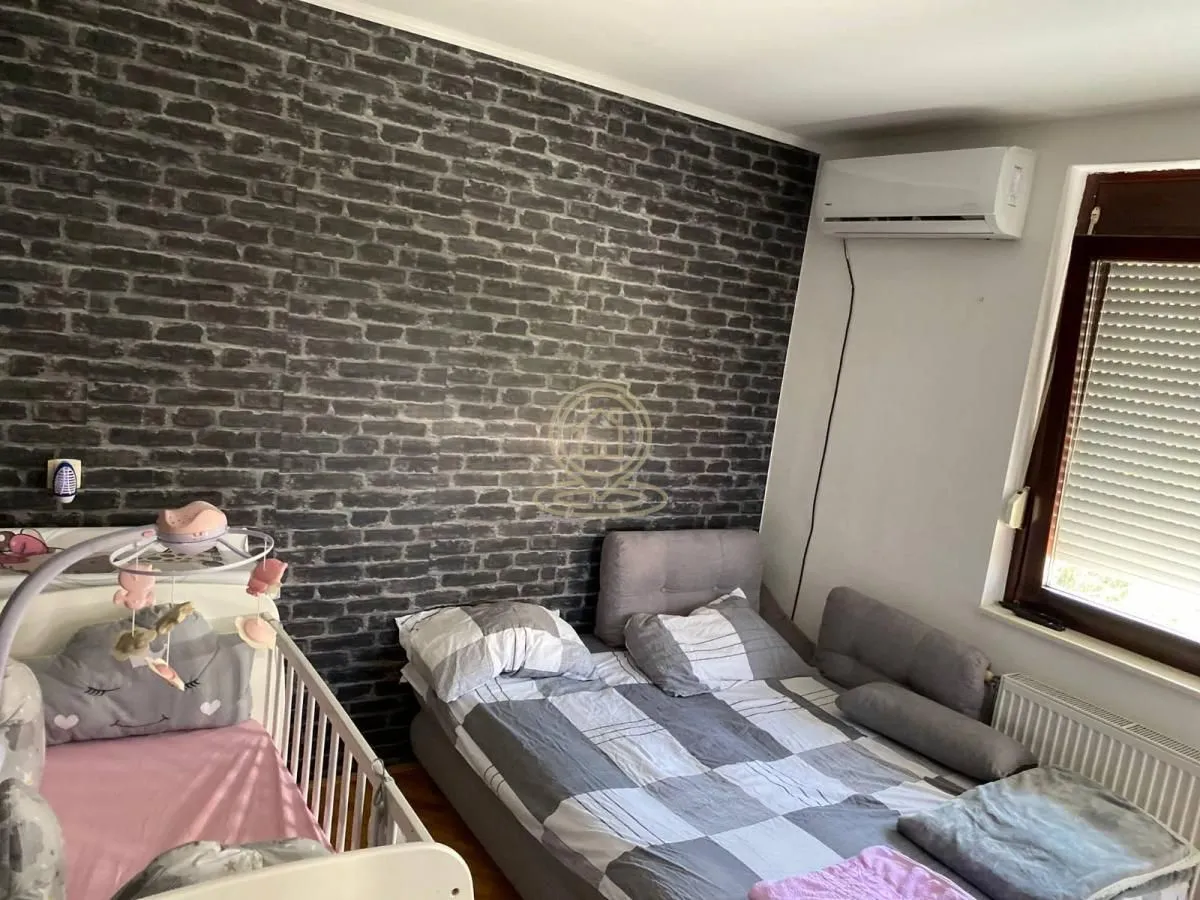 Prodaja, trosoban stan, 71m², Salajka, Novi Sad Sve Podlokacije