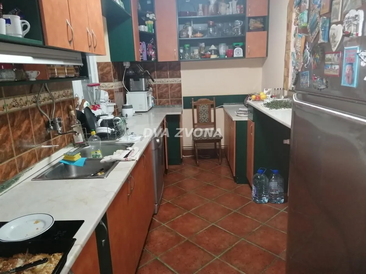 Prodaja, kuća, 138m², Sremska Kamenica, Petrovaradin