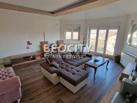  House for Sale, 250m2, Mali Mokri Lug, Zvezdara, Beograd