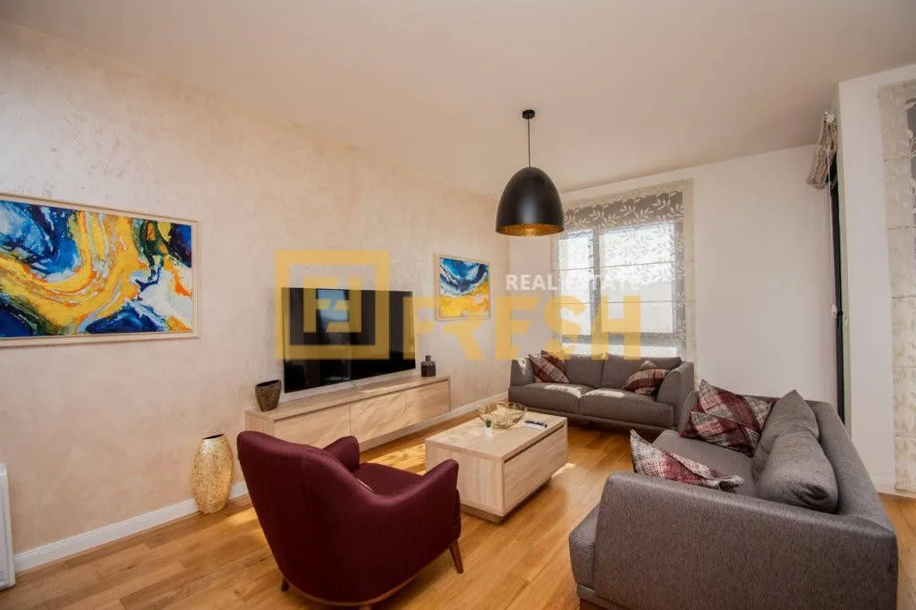 Rent, three bedroom apartment, 95m², City Kvart, Podgorica