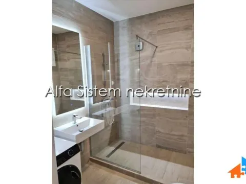 Rent, four bedroom apartment, 160m², Savski Venac, Beograd - image 15