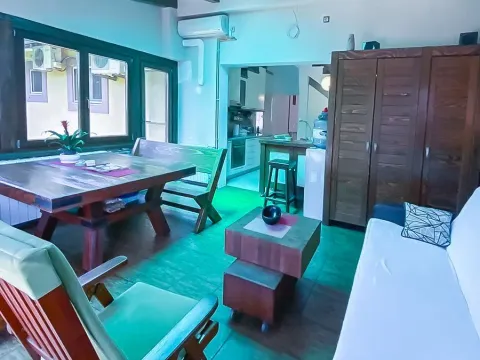 Prodaja, kuća, 200m², Konik, Podgorica - image 6