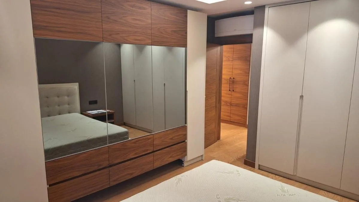 Rent, three bedroom apartment, 79m², Stari Grad, Beograd