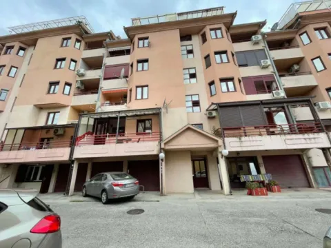 Prodaja,  poslovni prostor, 32m2, Malo Brdo, Podgorica