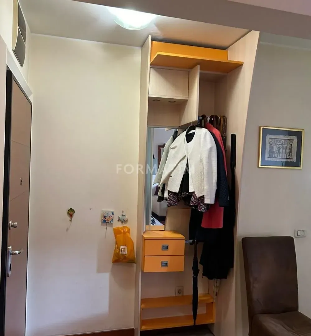 Rent, four bedroom apartment, 101m², Đeram Pijaca, Beograd