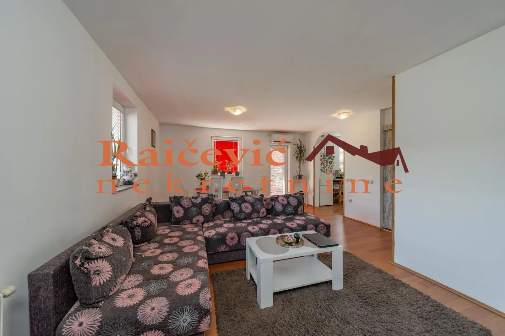 Sale, house, 260m², Resnik, Beograd