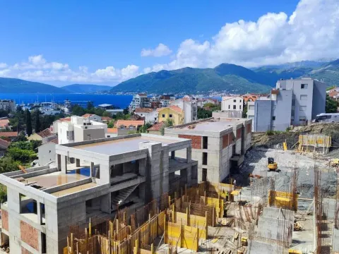 Prodaja, garsonjera, 25m², Tivat, Crna Gora - image 6