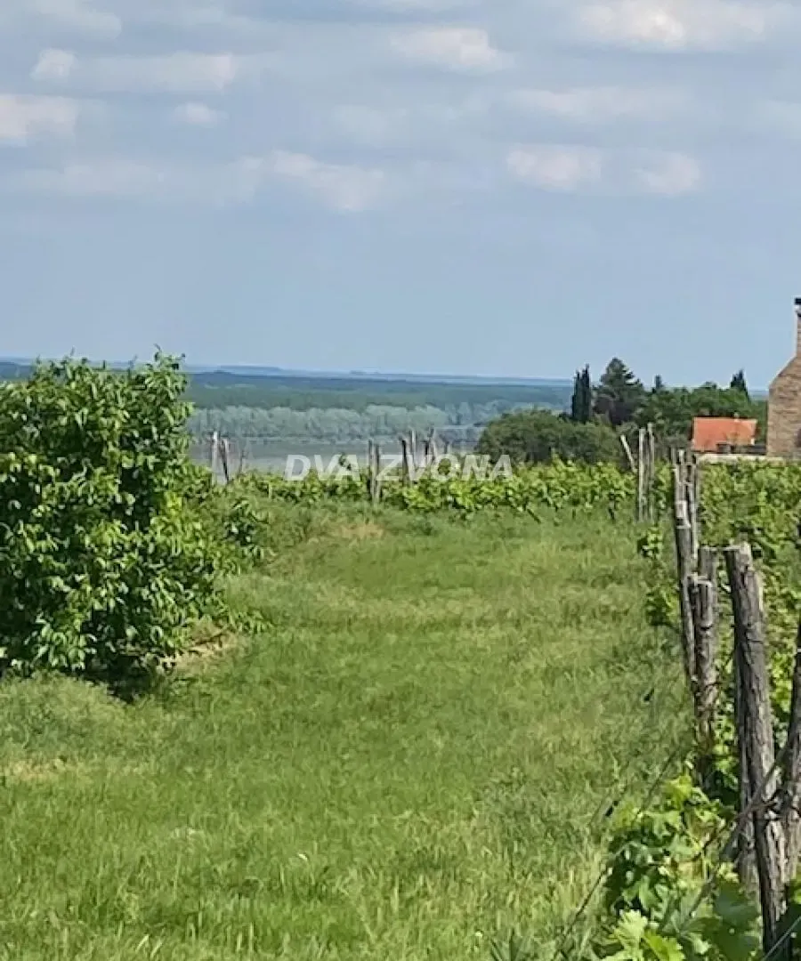 Prodaja, ugostiteljski objekat, 40m², Novi Slankamen, Inđija