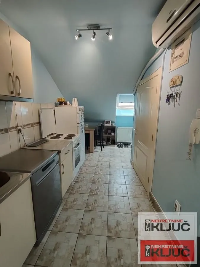 Prodaja, dvosoban stan, 32m², Podbara, Novi Sad Sve Podlokacije