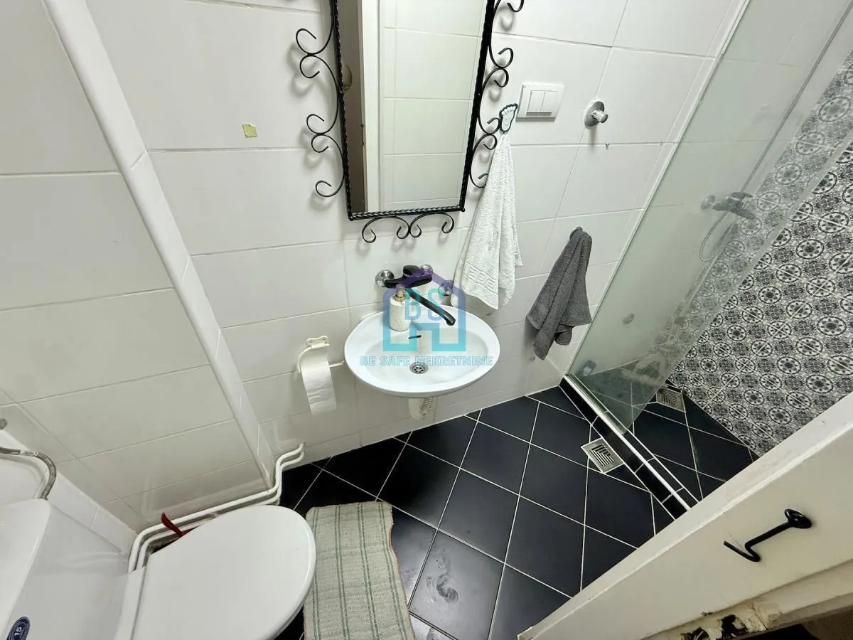 Prodaja, dvosoban stan, 45m², Detelinara, Novi Sad Sve Podlokacije