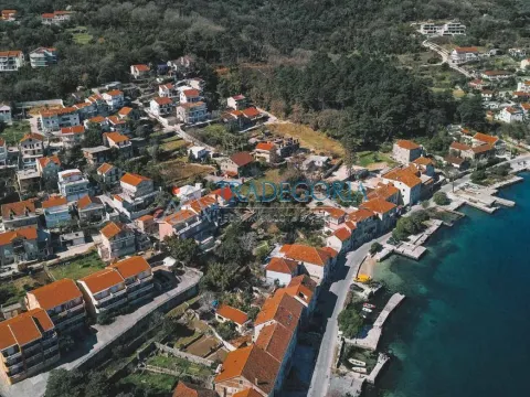 Prodaja, jednosoban stan, 51m², Prčanj, Kotor - image 4