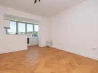 Izdavanje, dvosoban stan, 70m², Centar, Podgorica - image 1