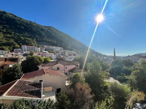 Prodaja, jednosoban stan, 42m², Budva, Crna Gora