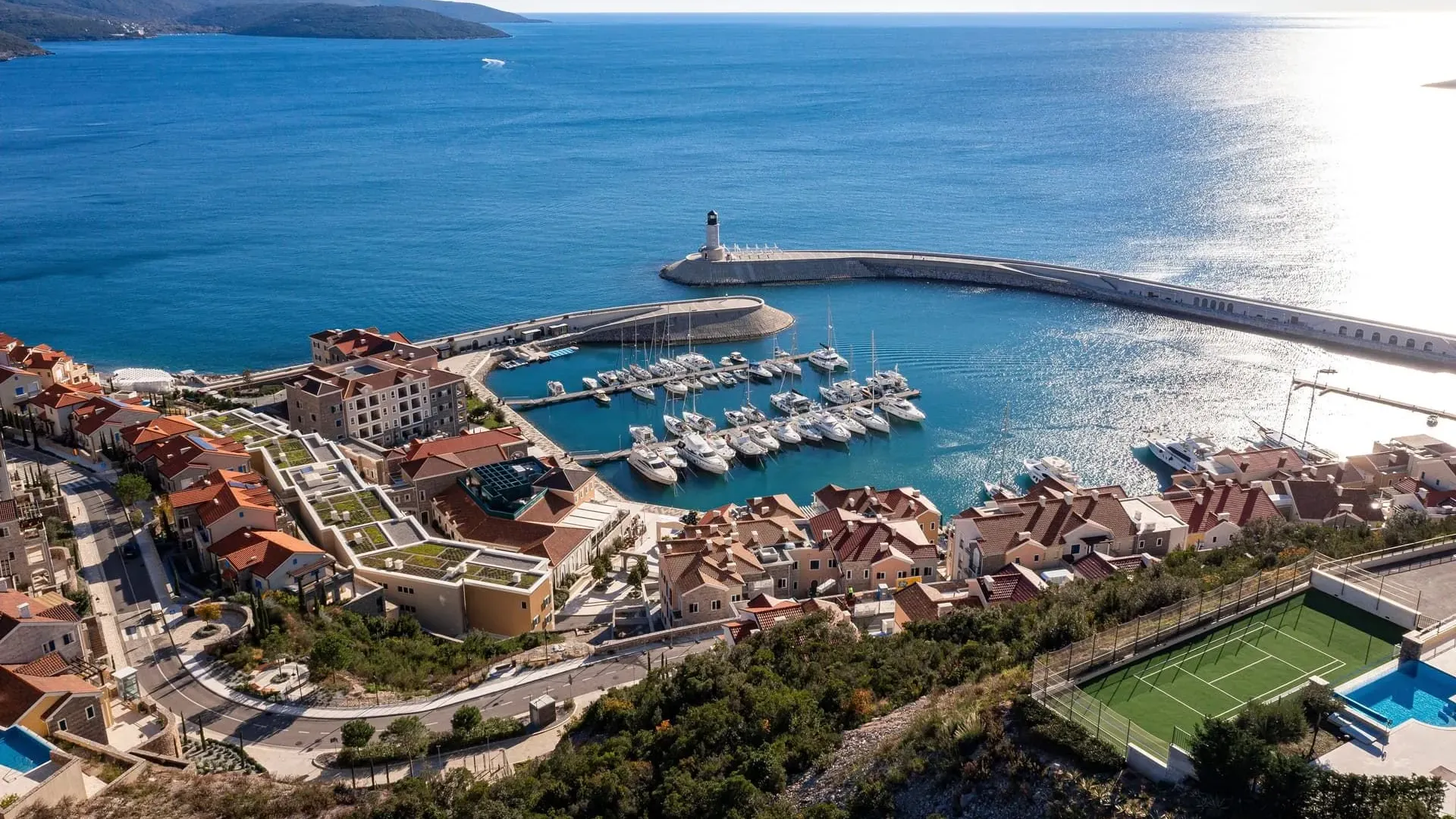 Prodaja, jednosoban stan, 60m², Luštica Bay, Tivat