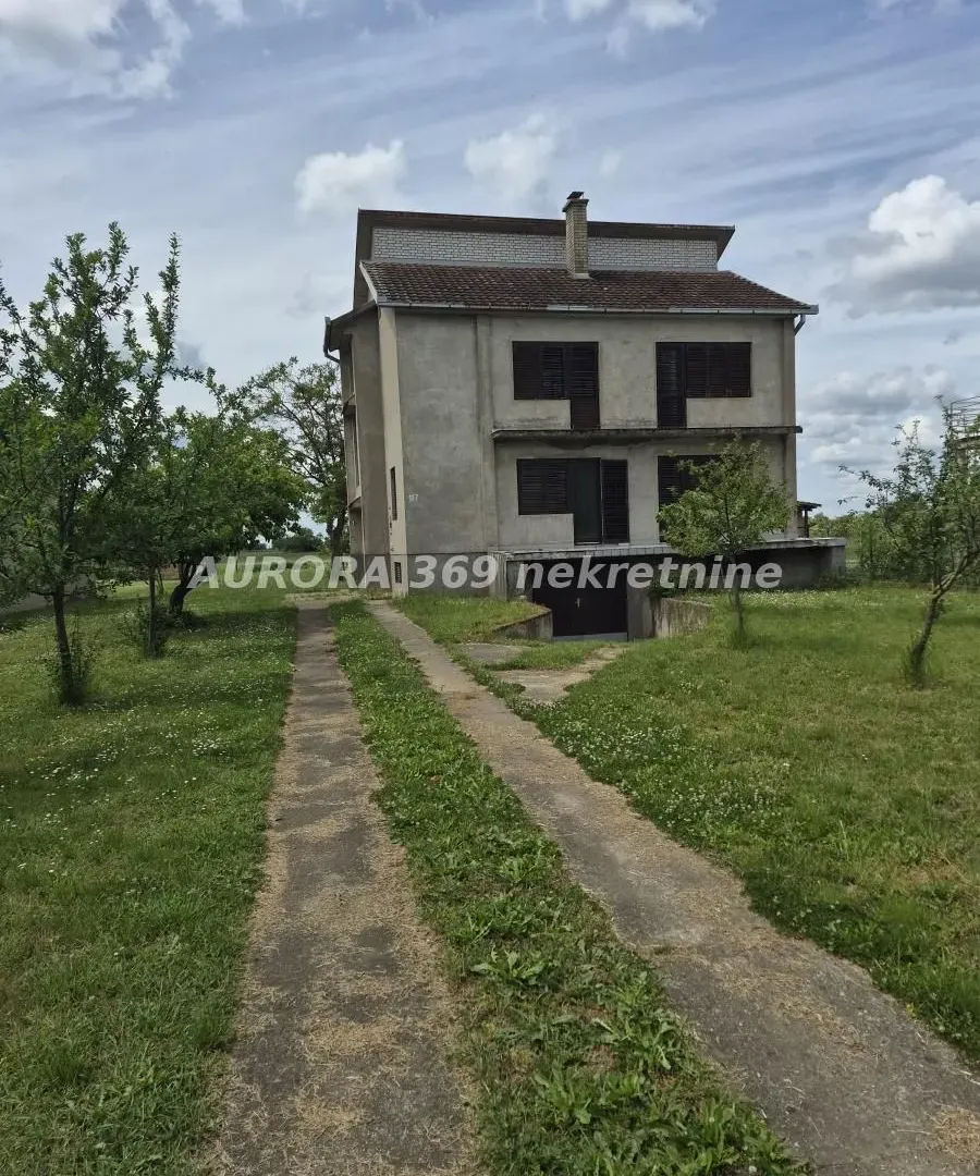 Sale, house, 254m², Ruma, Srbija