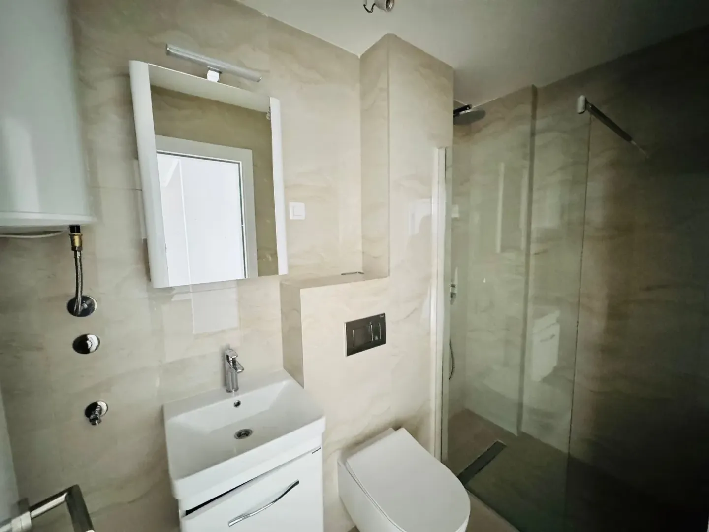 Sale, two bedroom apartment, 47m², Bečići, Budva