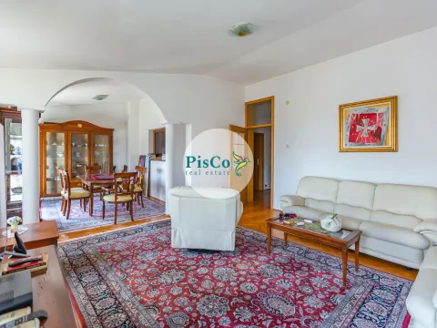 Izdavanje, trosoban stan, 122m², Gorica C, Podgorica - image 3