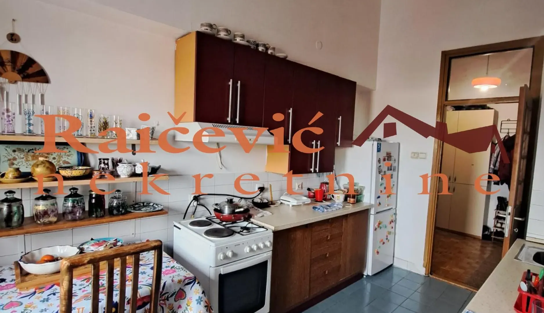 Sale, three bedroom apartment, 86m², Zemun Sve Podlokacije, Beograd