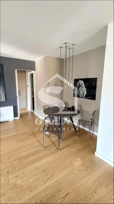 Sale, three bedroom apartment, 78m², Neimar, Vračar Sve Podlokacije