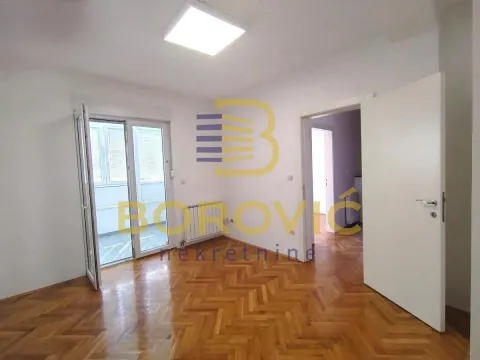 Sale, four bedroom apartment, 117m², Savski Venac, Beograd - image 8