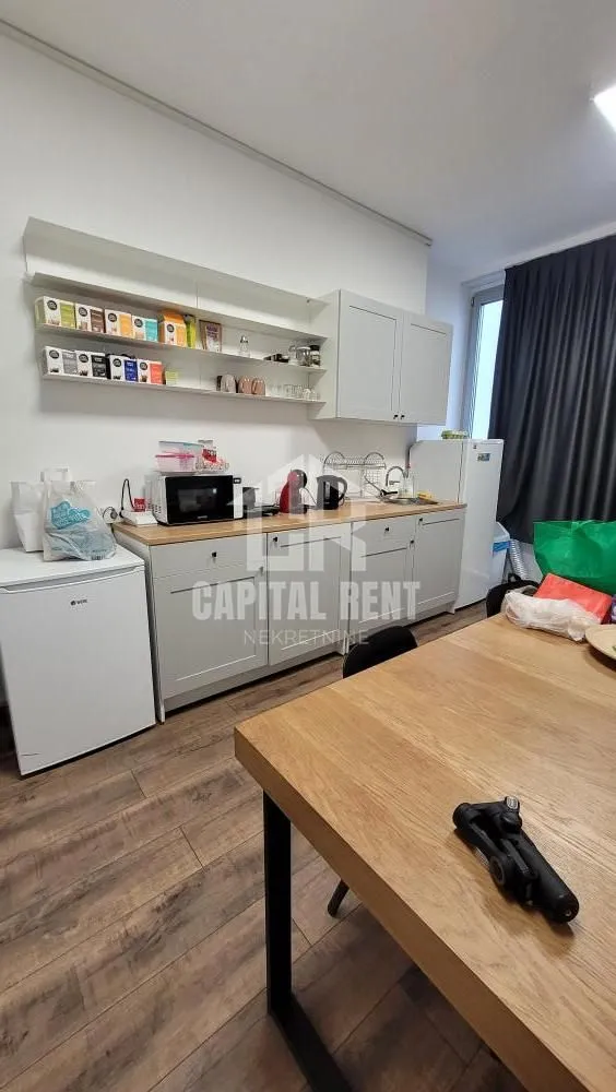 Rent, office space, 235m², Savski Trg, Beograd