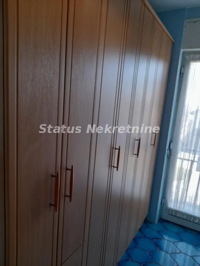 Prodaja, kuća, 360m², Sremska Kamenica, Petrovaradin