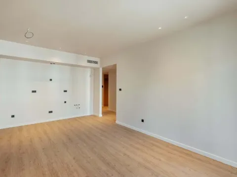 Sale, one bedroom apartment, 68m², Porto Montenegro, Tivat - image 16