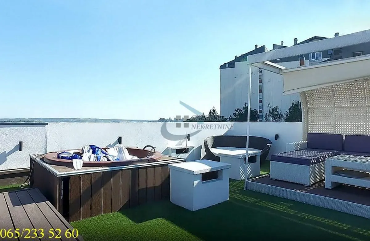 Sale, four bedroom apartment, 270m², Skojevsko Naselje, Beograd