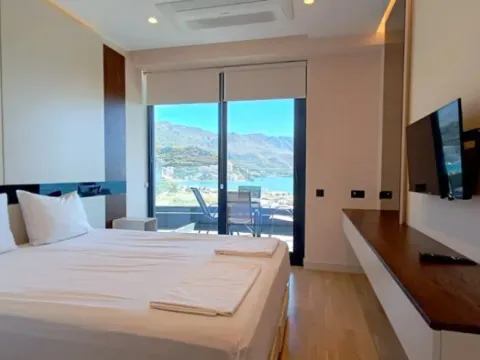 Izdavanje, dvosoban stan, 77m², Bečići, Budva - image 5