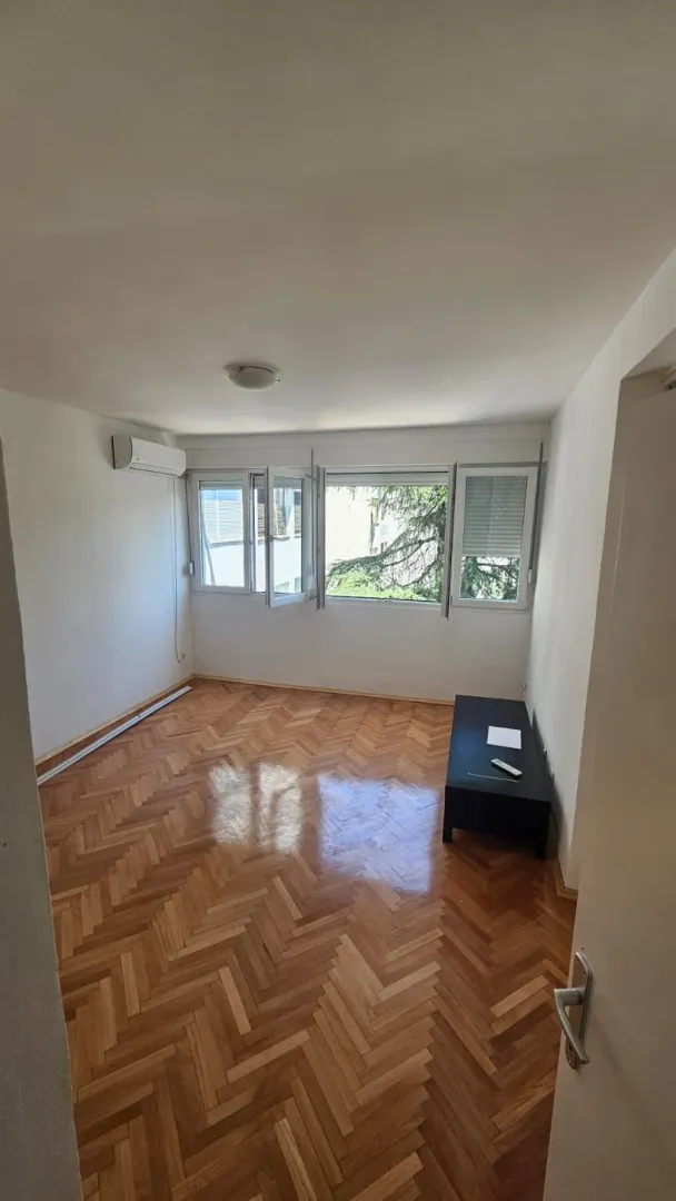 Prodaja, garsonjera, 34m², Stara Varoš, Podgorica