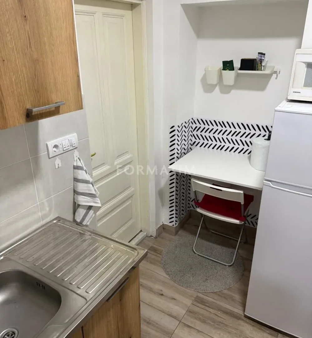 Rent, one bedroom apartment, 30m², Uciteljsko Naselje, Zvezdara Sve Podlokacije