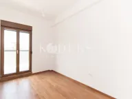 Prodaja, četvorosoban stan, 221m², Vezirov Most, Podgorica - image 8