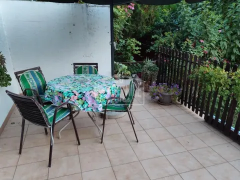 Prodaja, kuća, 146m², Novi Grad, Subotica - image 10