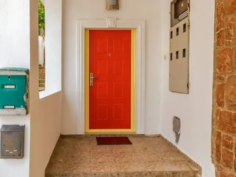 Sale, one bedroom apartment, 45m², Rafailovići, Budva - image 5