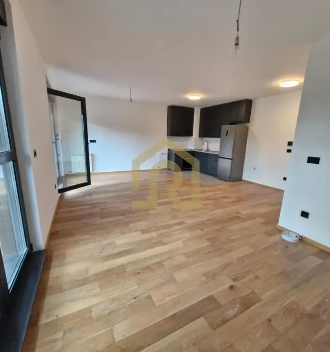 Izdavanje, poslovni prostor, 46m², Bogoslovija, Palilula Sve Podlokacije