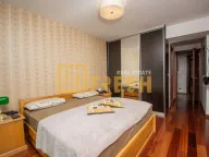 Izdavanje, četvorosoban stan, 160m², Preko Morače, Podgorica - image 17