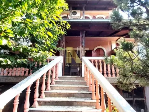 Sale, house, 362m², Rumenka, Novi Sad Sve Podlokacije