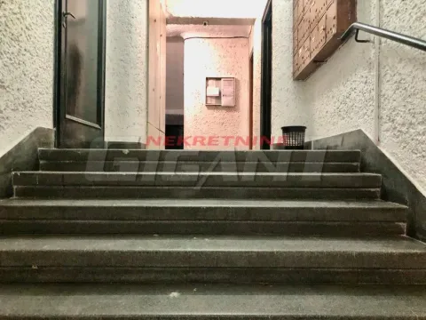 Sale, three bedroom apartment, 123m², Savski Venac, Beograd - image 17