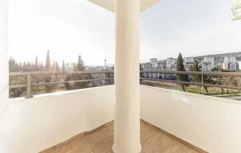 Rent, one bedroom apartment, 59m², Central Point, Podgorica - image 123
