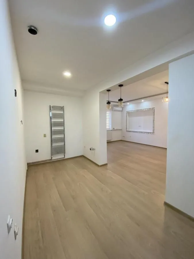 Prodaja, trosoban stan, 64m², Kikinda, Srbija