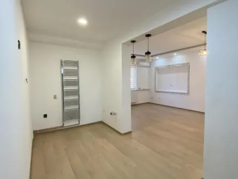 Sale, three bedroom apartment, 64m², Kikinda, Srbija - image 9