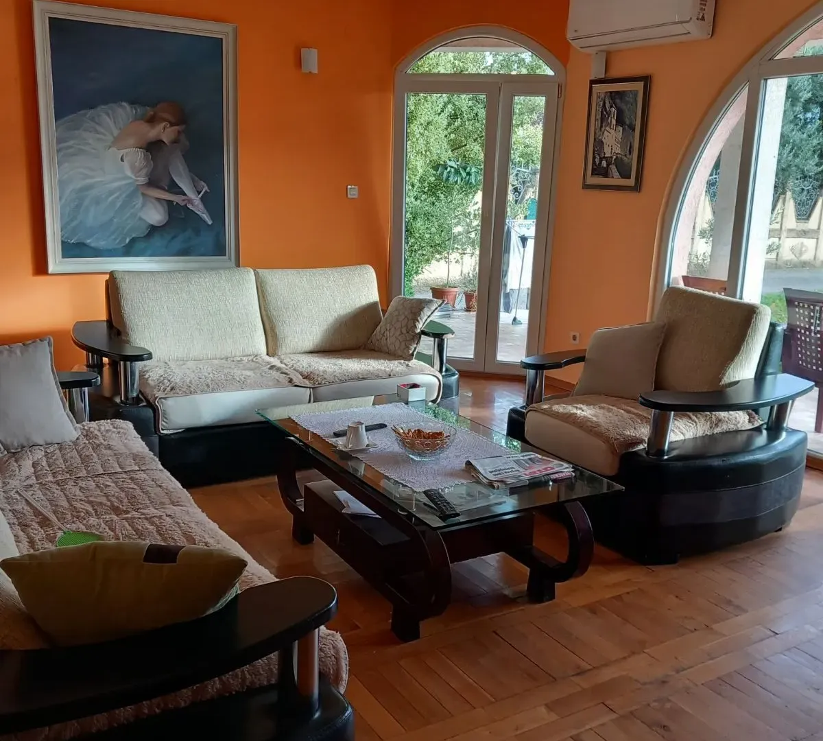Prodaja, kuća, 180m², Podgorica, Crna Gora