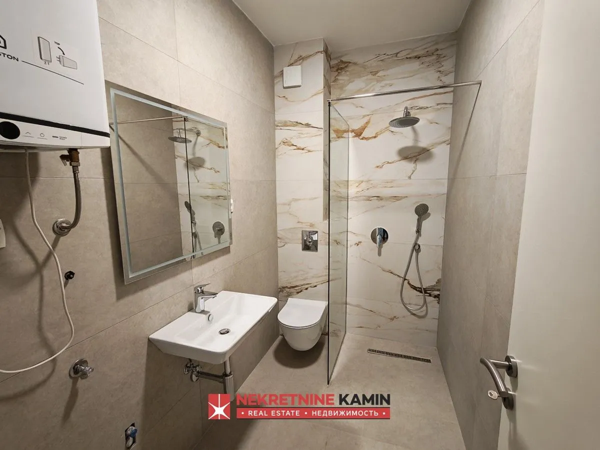 Prodaja, dvosoban stan, 65m², Centar, Budva