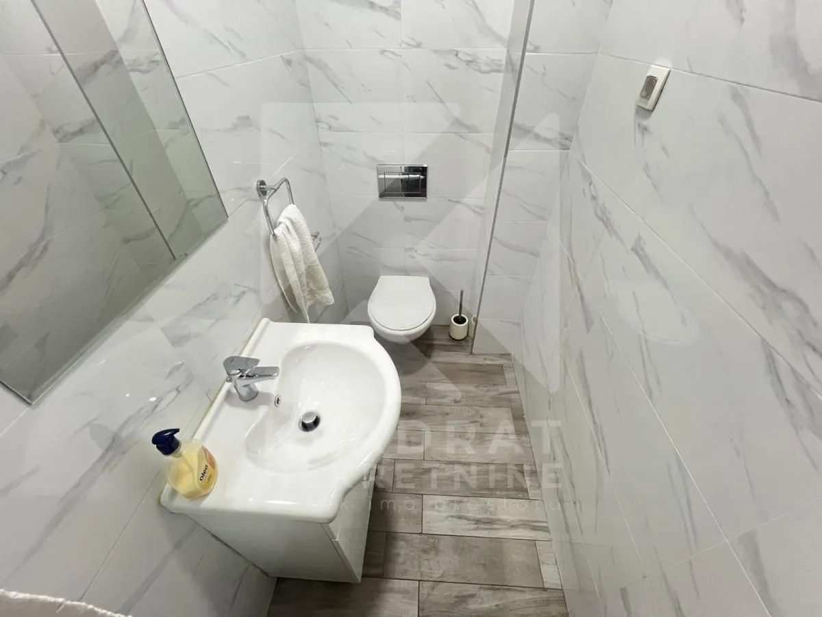 Rent, office space, 150m², Nova Dalmatinska, Podgorica