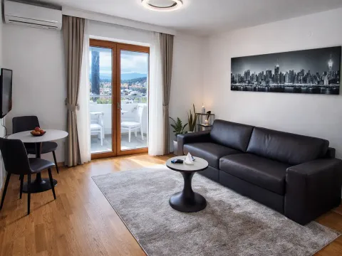 Daily-rent, one bedroom apartment, 36m², Centar, Podgorica - image 14