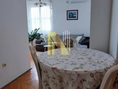 Izdavanje, dvosoban stan, 62m², Centar, Novi Sad - image 4