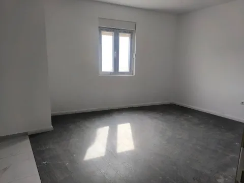 Prodaja, garsonjera, 29m², Zabjelo, Podgorica - image 5