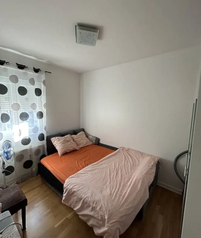 Rent, three bedroom apartment, 72m², Karaburma, Palilula Sve Podlokacije
