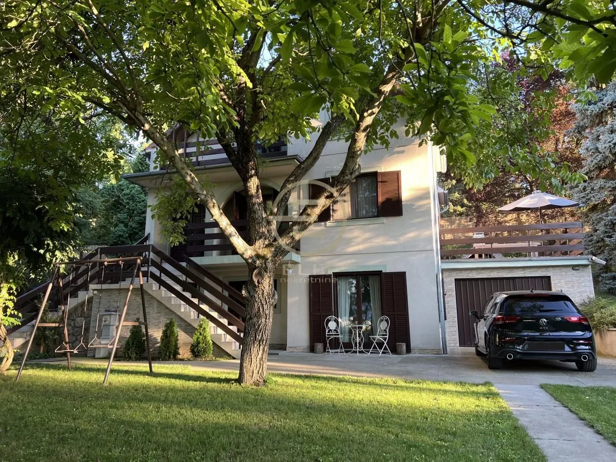 Sale, house, 254m², Beočin, Srbija