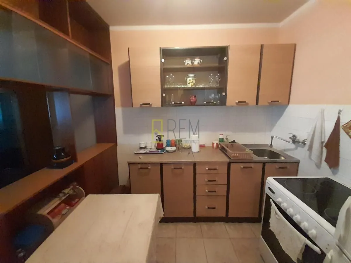 Prodaja, dvosoban stan, 63m², Lepa Kata, Podgorica